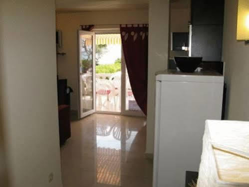 Apartment Lydia Bilan โวดีเซ ภายนอก รูปภาพ